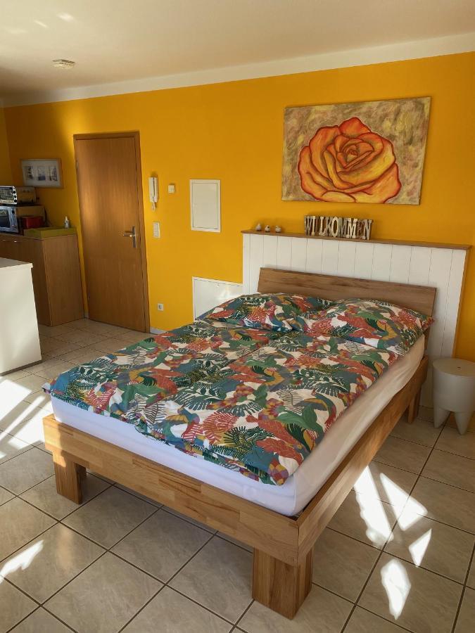 Ferienwohnung Auf Dem Kutzenberg 梅根海姆 外观 照片
